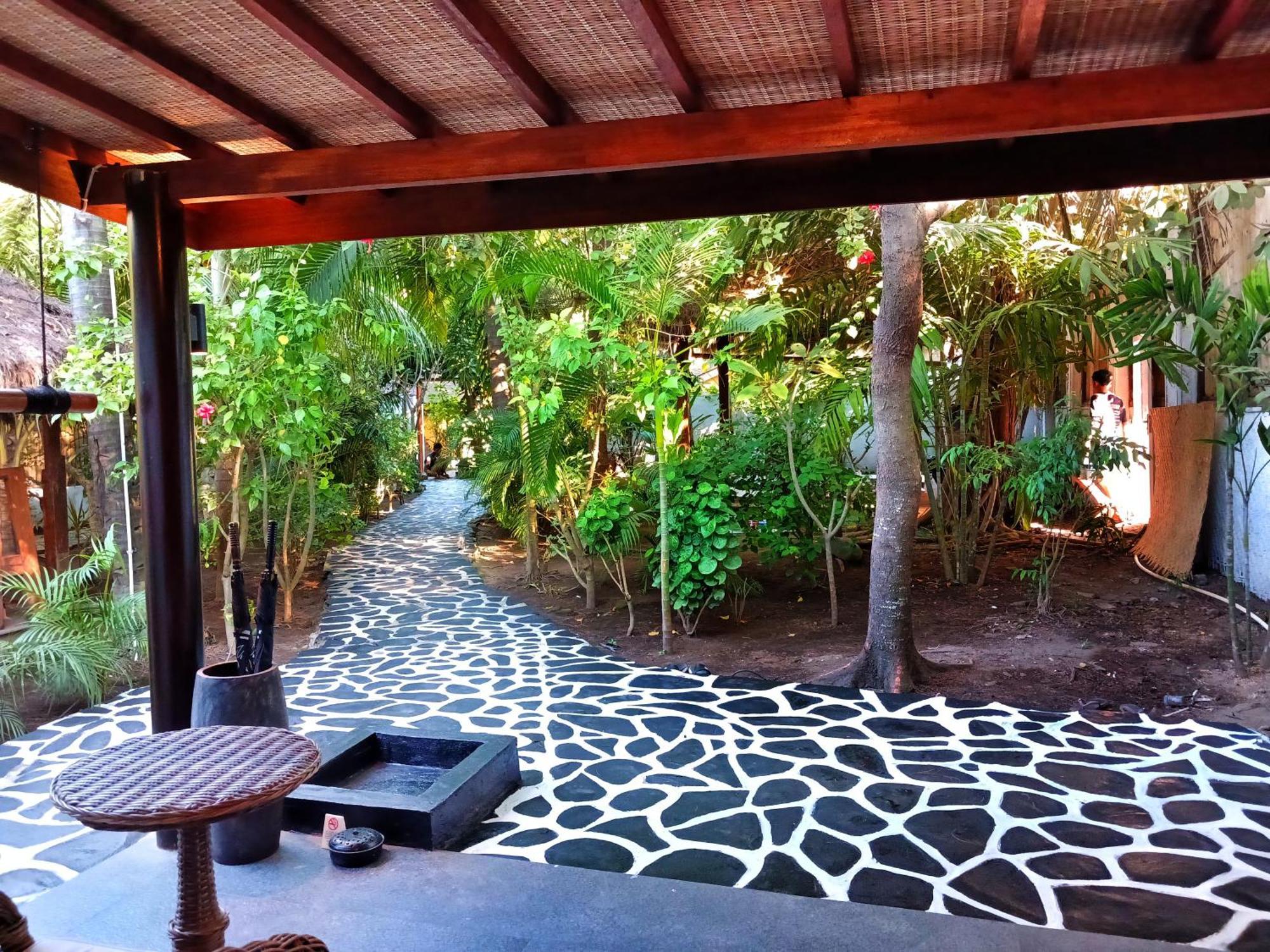 Scallywags Beach Club Gili Air Eksteriør bilde